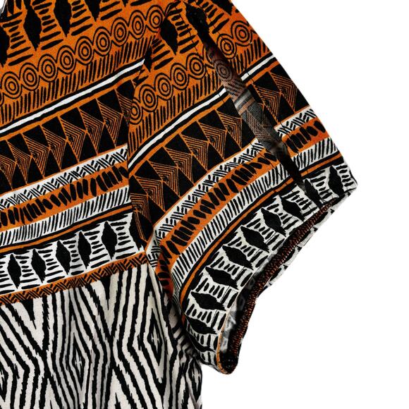 ROBERTLOUIS Women’s Blouse Size XL - Picture 3 of 10